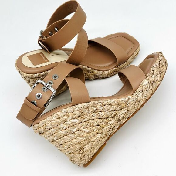 Dolce Vita
Cannes wedge sandal - Picture 2 of 7